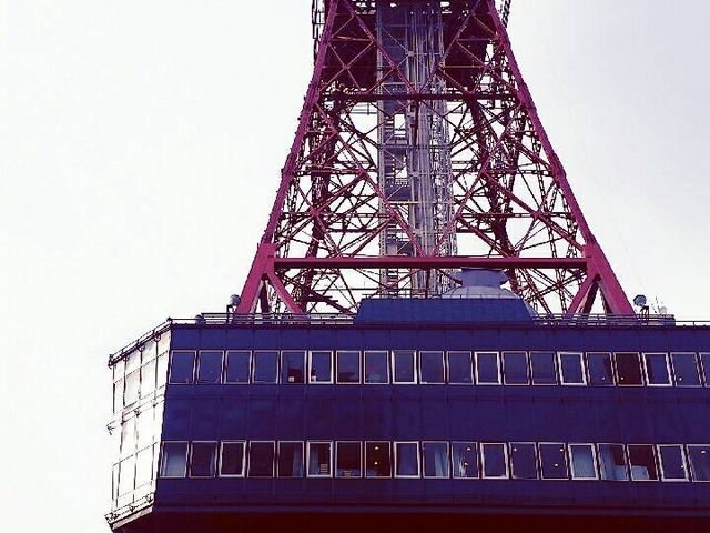 �ԋ߂���_�����ۂ�e���r��