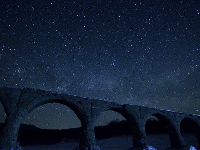 冬は星がきれいです_旧国鉄士幌線コンクリートアーチ橋梁群