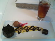 �]�ˉƉ��L����̃y���e�B�G �\�Q���{�X�̓��e�ʐ^3