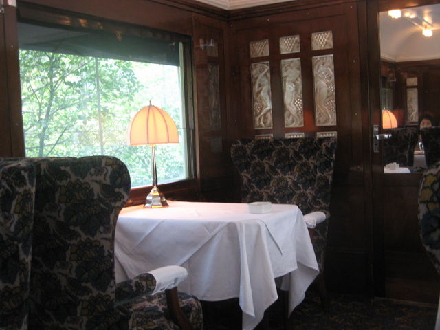 �����b�N�������̃K���X�̃p�l���Ȃǂ���|�����ԓ�_���������b�N���p��