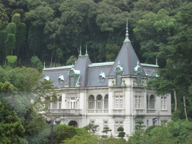 TATK̍̏̉_~[WAJtF̓eʐ^2