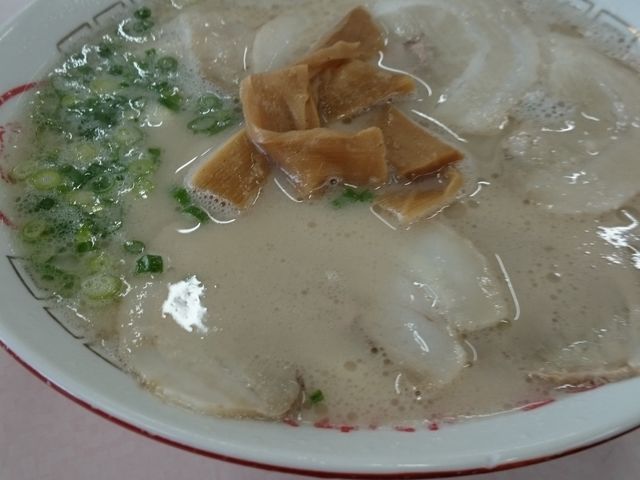 `[V[˂TTO~_ۍK[Z^[ vČÉX