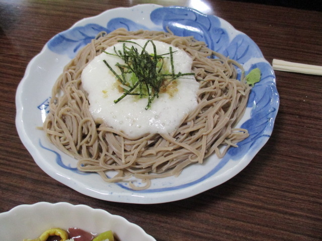 �R�`�����Y�̎R���������Ղ�Ƃ��������������ł��B
�`�͂Ԃ������Œ����̂����������ł��ˁB_���򂻂ΏW��