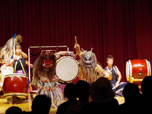 �j������𗬉�ٌܕ�