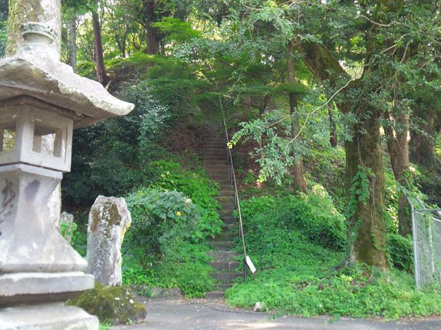 �S���e�̊K�i����o��_��R�_�ЁE�䍶�ÕQ�_�ЁE�䍶�Ì���