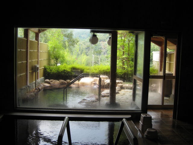 ����_�j�q�쉷�� ���l�̓�