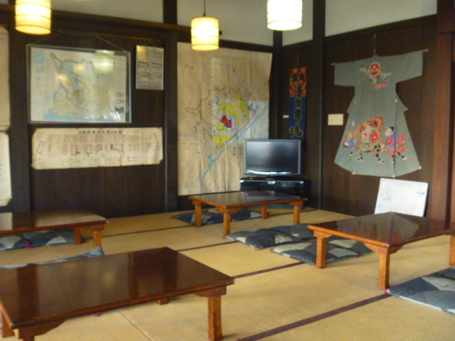 gV[̏chȂ킢𗬊ق̓eʐ^1