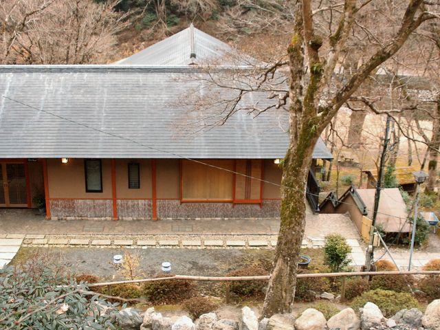 ���T����_���T����