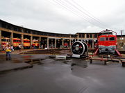 1962̒ÎR܂Ȃт̓Sق̓eʐ^1