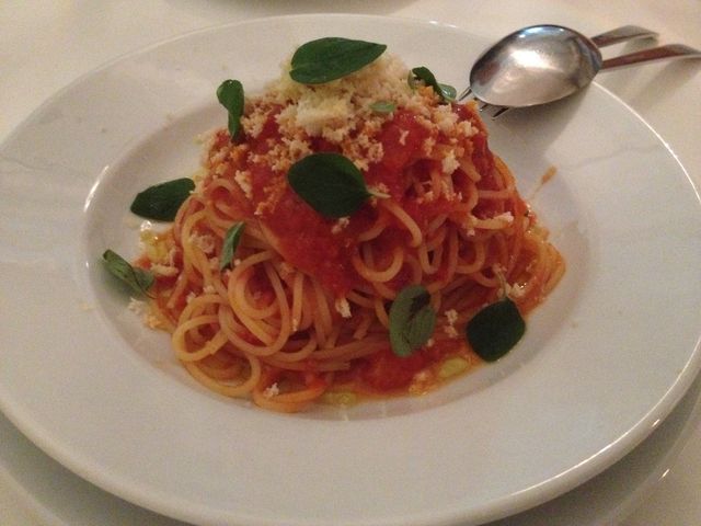 ͂ȂNicolasijRj̓eʐ^1