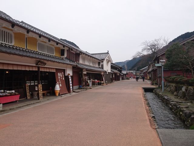 �h��ʂ�B�p���H�̗��ꂪ���ꂢ�B_�F��h