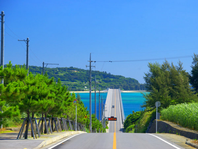 �����⓹�𒴂����炻����.....�B_������ЃZ�����A���u���[