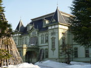 gV[̋đ򍂓HƊwZ{ق̓eʐ^1