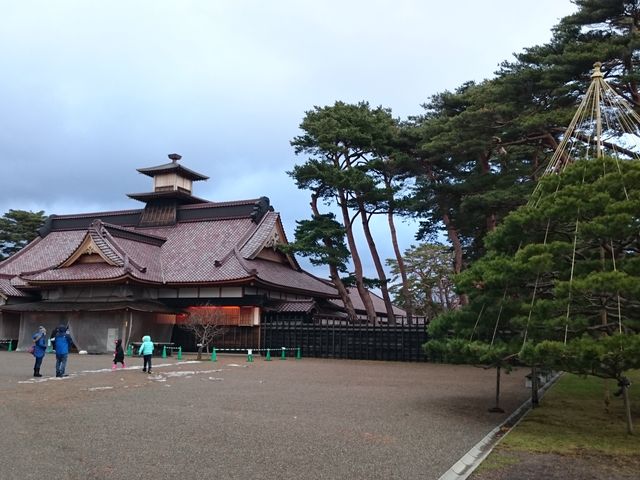 �������ɖ����̗��j���W������Ă��܂�_�ܗŊs����