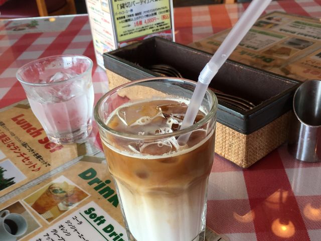 ACX~NR[q[
ƕ̂
̂`_TRATTORIA   i|̕