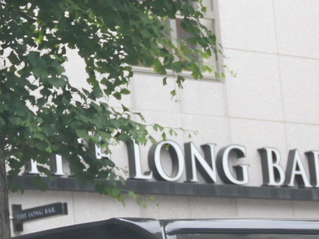 GhTHE LONG BAR U O o[̓eʐ^1