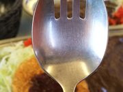 肩񂳂̃Lb`LC{X̓eʐ^1