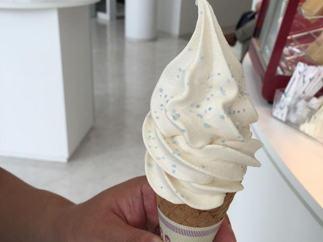 �I�z�[�c�N�̉��������������X�\�t�g�B300�~_�I�z�[�c�N���X��