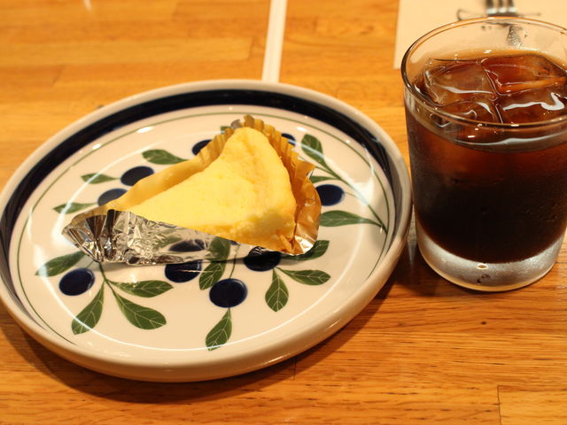 ����������̎l�J ���[����̓��e�ʐ^3