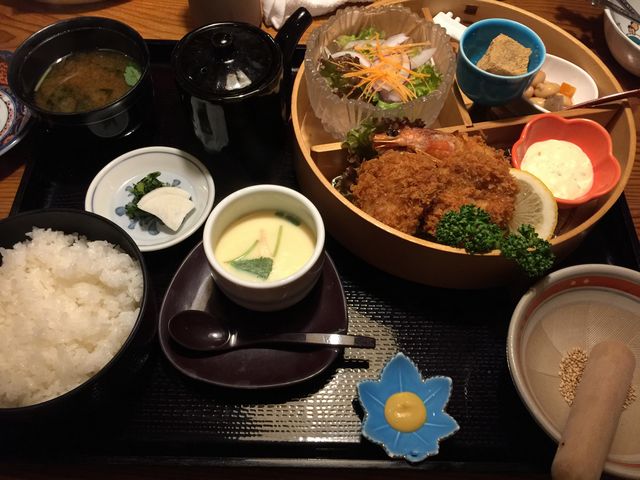 qJcGrtCH̓{[܂B_ǂ {X