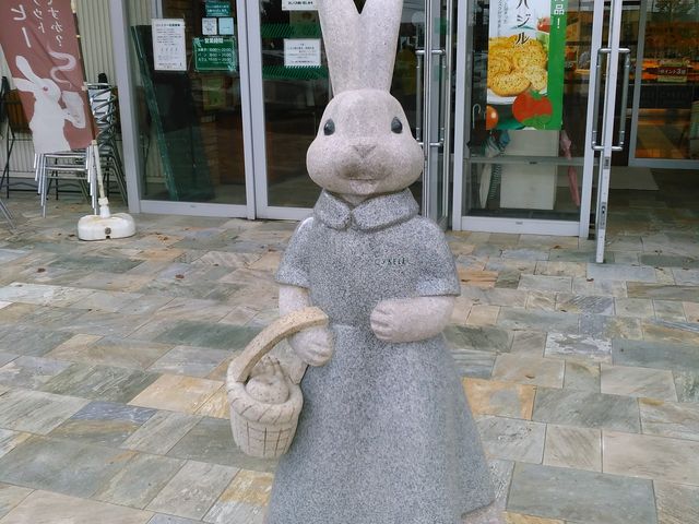 X̑Oɂ̓ETM}Ă܂_Vx[̓m X