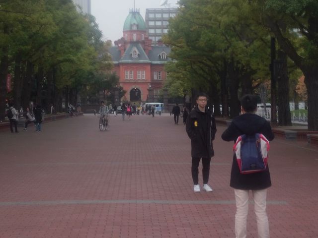 �D�y�ł̊ό��L�O�ʐ^�̃��b�J_�k�C�������{����(�Ԃ�񂪒���)