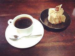 䂤̏hƃR[q[@܂ւ̓eʐ^1