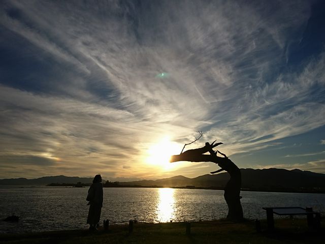 �k�Ђ̒܍��ɋ������ߕt�����܂������A���̏����݂��u�ԃX�[���Ƌꂵ���������A�͂�������Ă��܂����B_����̒�����