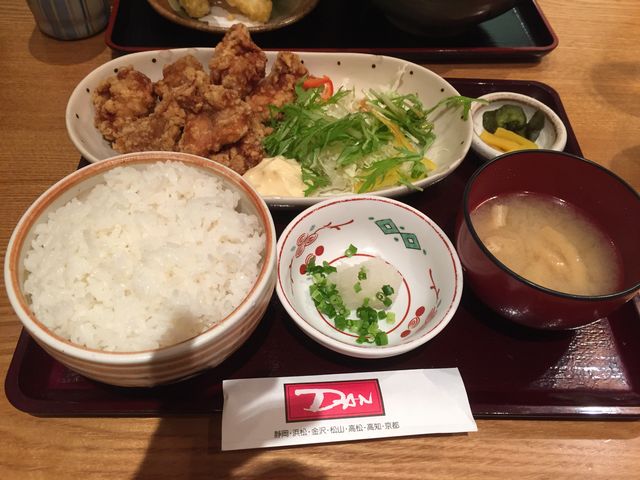 Cu̘aHXgƂł X̓eʐ^1