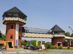 ܂񂳂̓̉w É^ւ̓eʐ^1