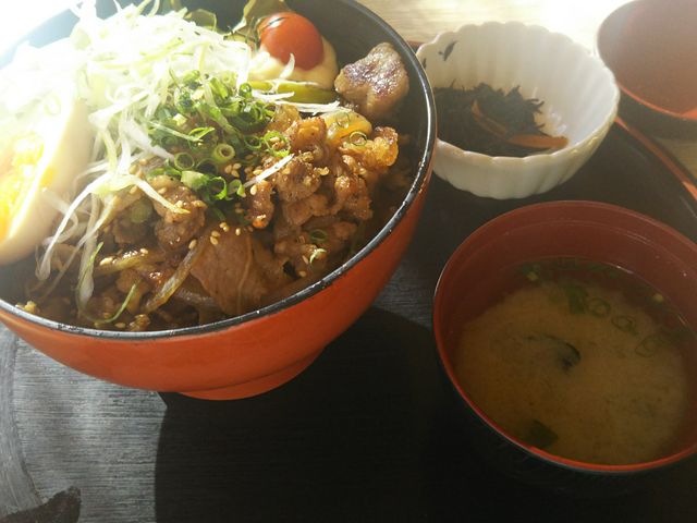 TomSEASONfS GRILL  rinka̓eʐ^1