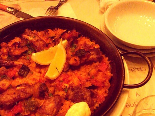 ݂̃oEGXpj[EE{fKEaJX̓eʐ^1