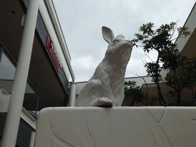 �����̃I�u�W�F�����������ɂ���܂�_�O��A�E�g���b�g�p�[�N ����