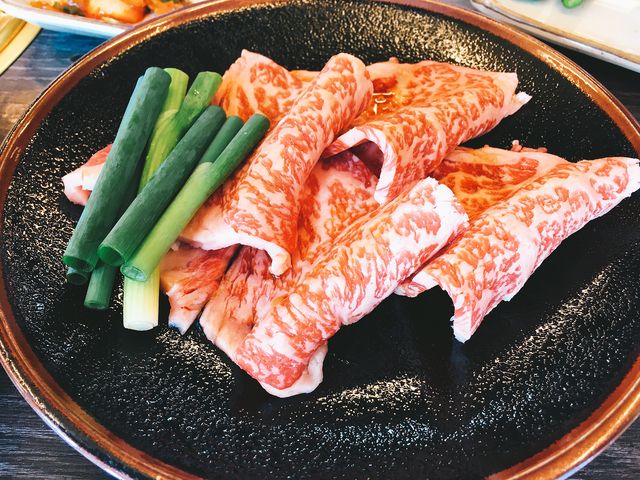 t肷ĂA^tĂtėɕtĒ܂BI\2,350_ꏡт{X