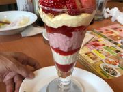 ߂318̃fj[YǂX̓eʐ^1