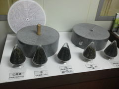 �Ђ�݂���̖����~���[�W�A���@�������@�a���a���ւ̓��e�ʐ^1