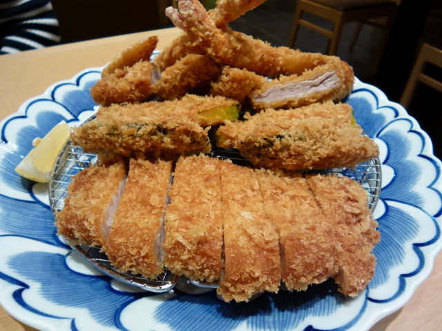 g\̂Ƃ񂩂 y [JX̓eʐ^1