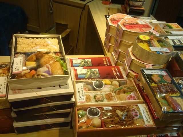 ꂨ񂳂̔oRYX{X̓eʐ^4