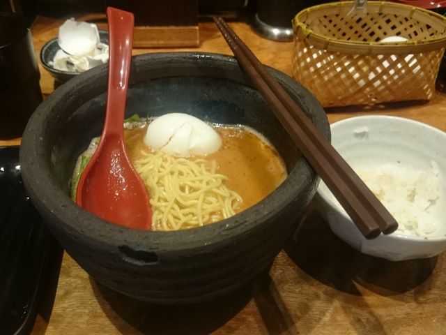 ւʂႢ܂BłB_̑n炟߂Eɂ