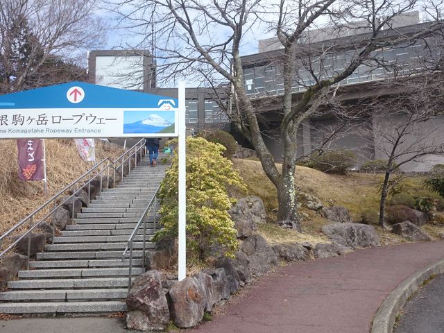 ���[�v�E�F�C�������_��P�x