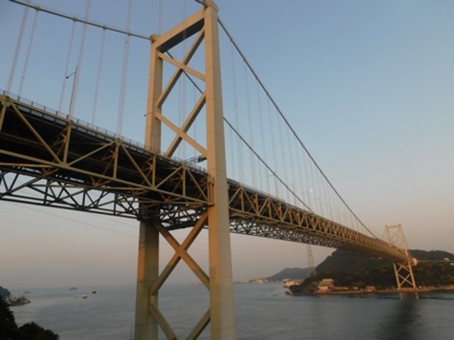 �������߰�ݸރG���A���_�֖勴