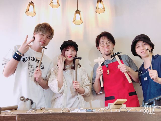 �Ō�ɂ݂�ȂŃp�V����I_���[�N�X�^�W�I�ډ�