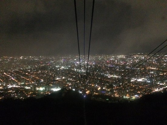 �D�y�s��_������R���[�v�E�F�C