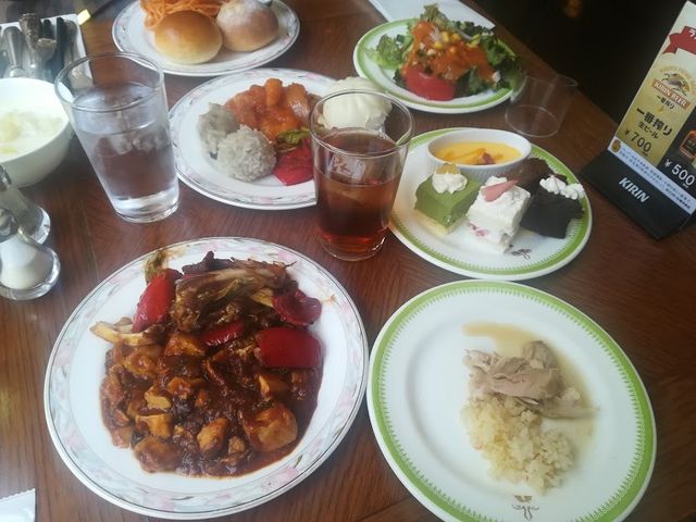 ������������������_���[�Y�z�e�����l �u���X���[�~���[���E�t�H�[��