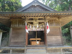 昔の天皇陛下を祀ったお社だそうです - 白沙八幡神社のクチコミ