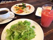 ݂PIZZERIA ZUCCA̓eʐ^1