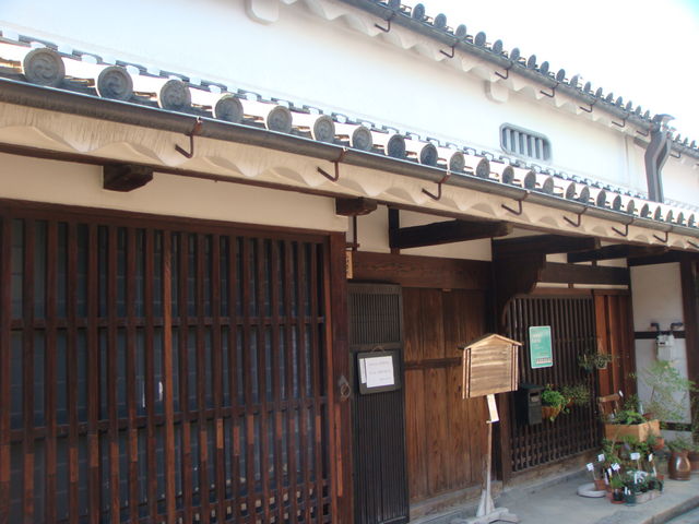 �܂�����̉����ƏZ��̓��e�ʐ^1