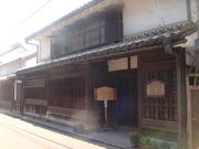 �܂�����̍��؉ƏZ��̓��e�ʐ^1