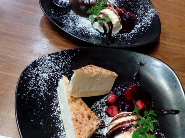 ẴC^Ao CONA Ri {X̓eʐ^3