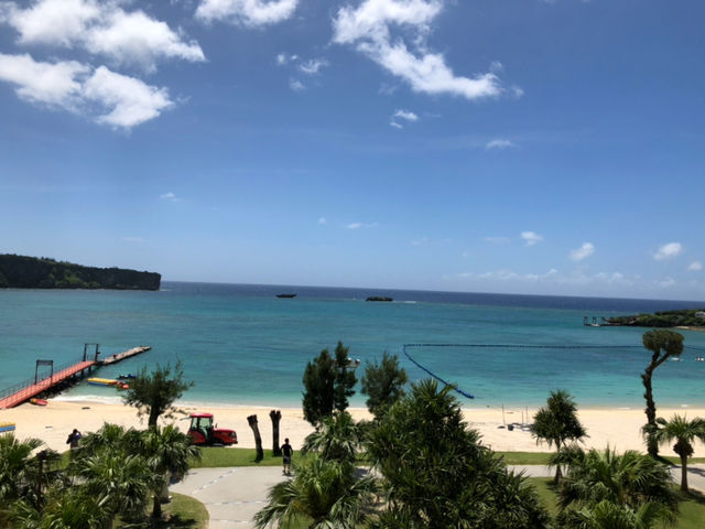 �z�e���~�n���̌�������B�����ʐ^�ł��B
�C���ƂĂ��Y��ł����I_ANA�C���^�[�R���`�l���^�������r�[�`���]�[�g